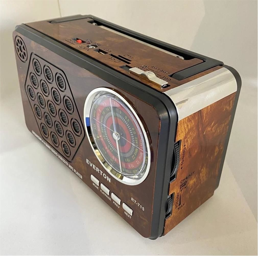 Everton RT-715 Bluetooth-FM-USB-SD Şarjlı Nostaljik Radyo LED Fener Özellikli