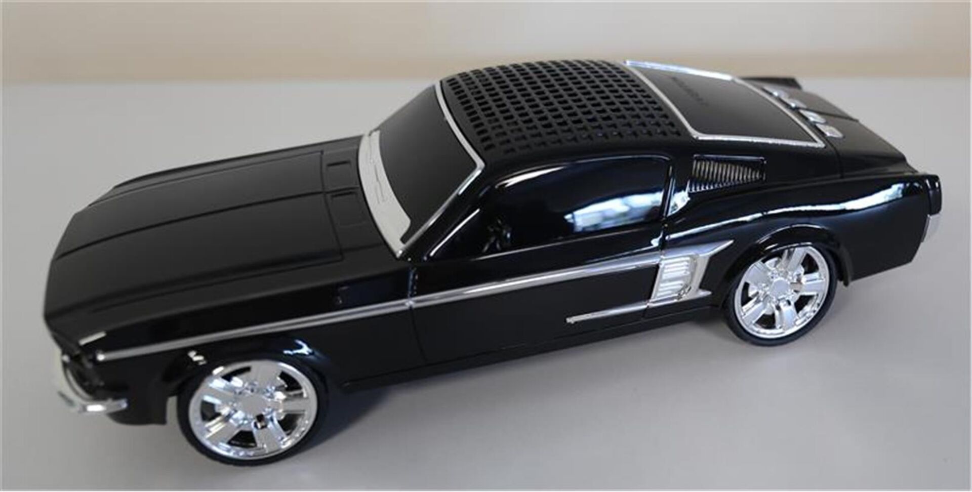 EVERTON RT-1953  Siyah Arabalı  Bluetooth Fm-Usb-Tf-Aux Şarjlı Nostaljik Radyo