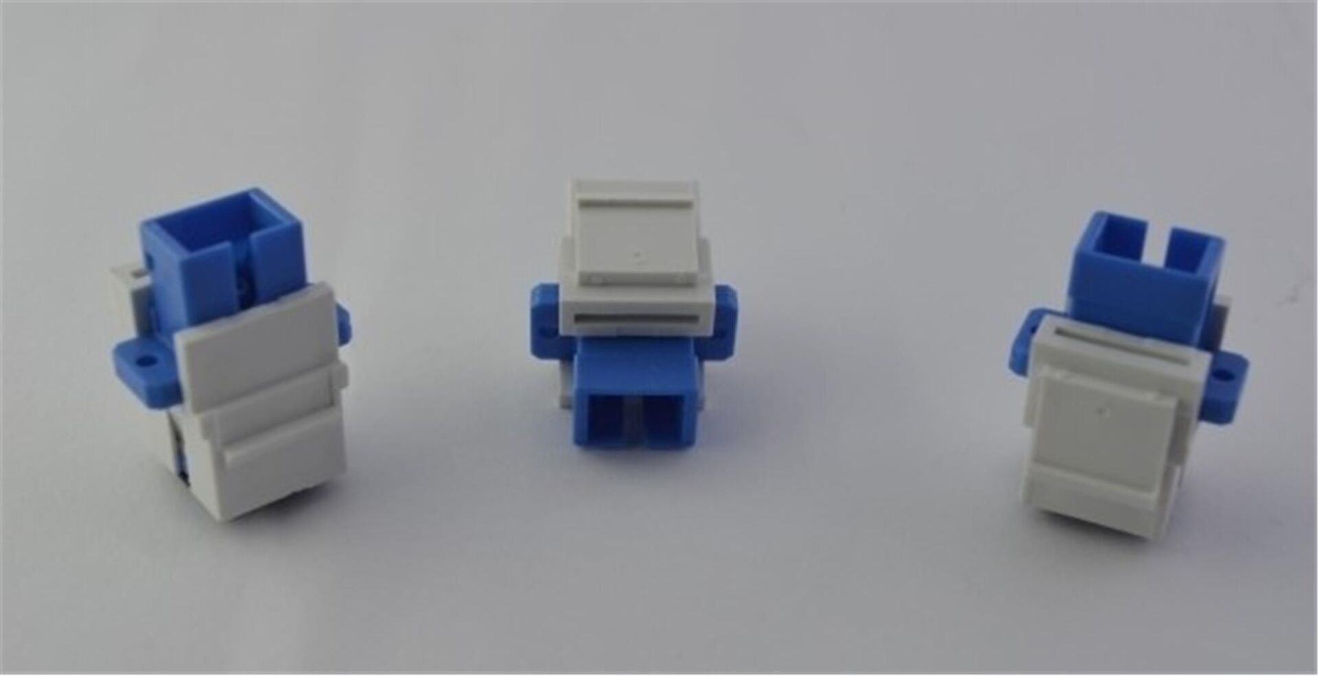 Teldata TLD-TLD235 SC-UPC Singlemode Simplex Otomatik Toz Kapaklı (Shutter) Fiber Optik Adaptör - 10 Adet