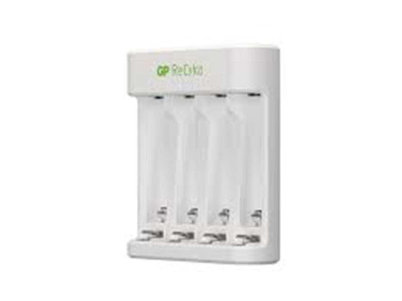 GP ReCyko E211 USB Şarj Cihazı + 2 Adet 2700 mAh AA Şarj Edilebilir Pil