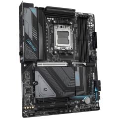 GIGABYTE X870-GAM-X-WIFI7 ANAKART