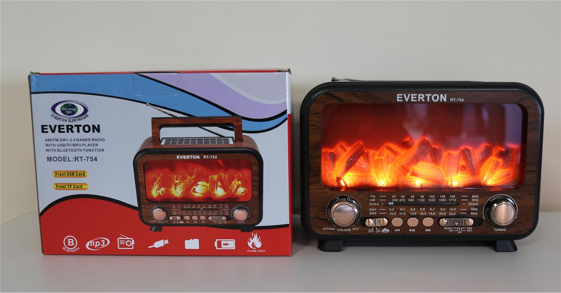 Everton RT-754 Bluetooth FM-USB-TF-AUX Solar Panelli Şarjlı Nostaljik Radyo