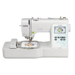 Brother Innov‑is M330E Embroidery Machine – 100 × 100 mm Alan, 9.4 cm Renkli Dokunmatik LCD, 135 Desen, Wi‑Fi & USB